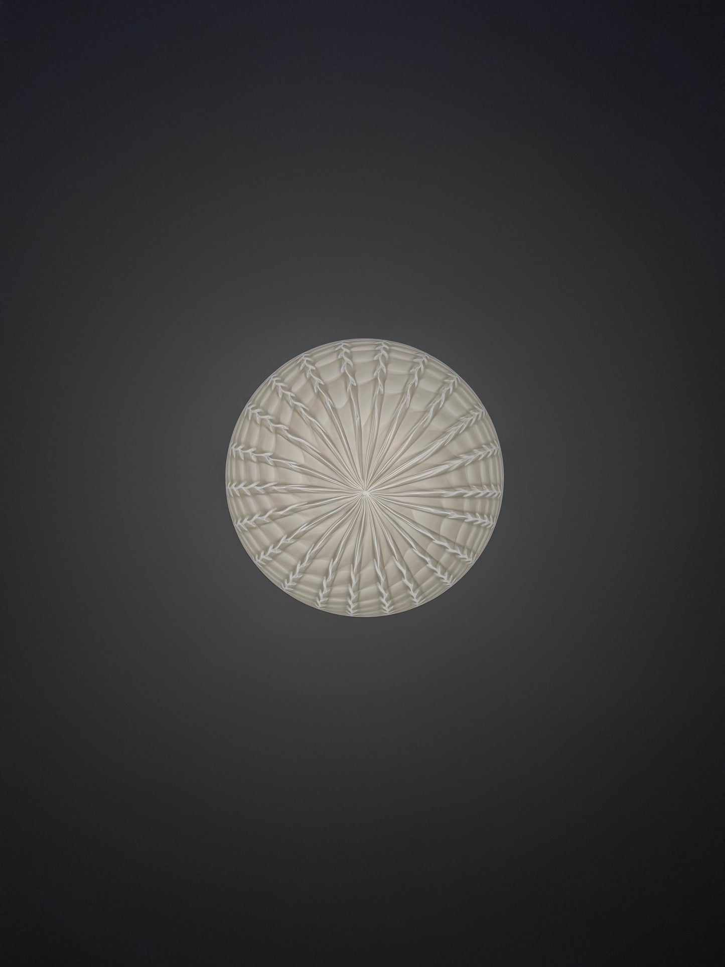 Vintage Murano pendant with peacock swirl, 43 cm