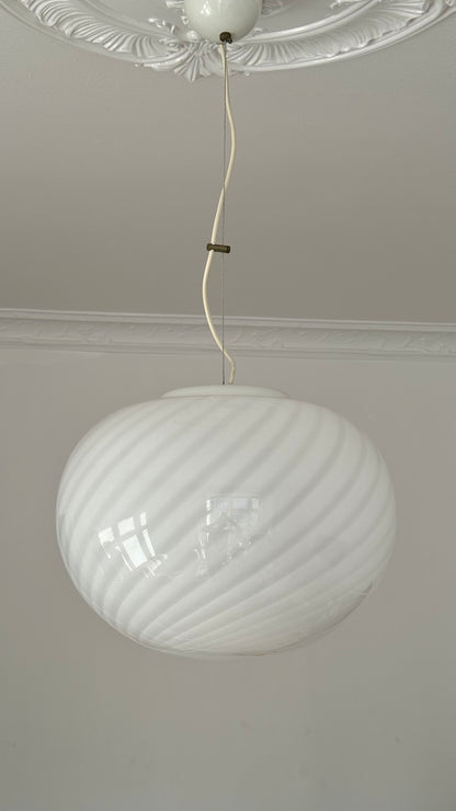 White vintage oval Murano pendant lamp, 40 cm