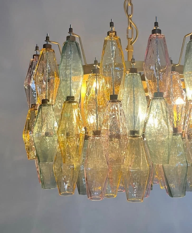 Murano lysekrone | Poliedri | 107 glas | Grøn/lyserød/gul