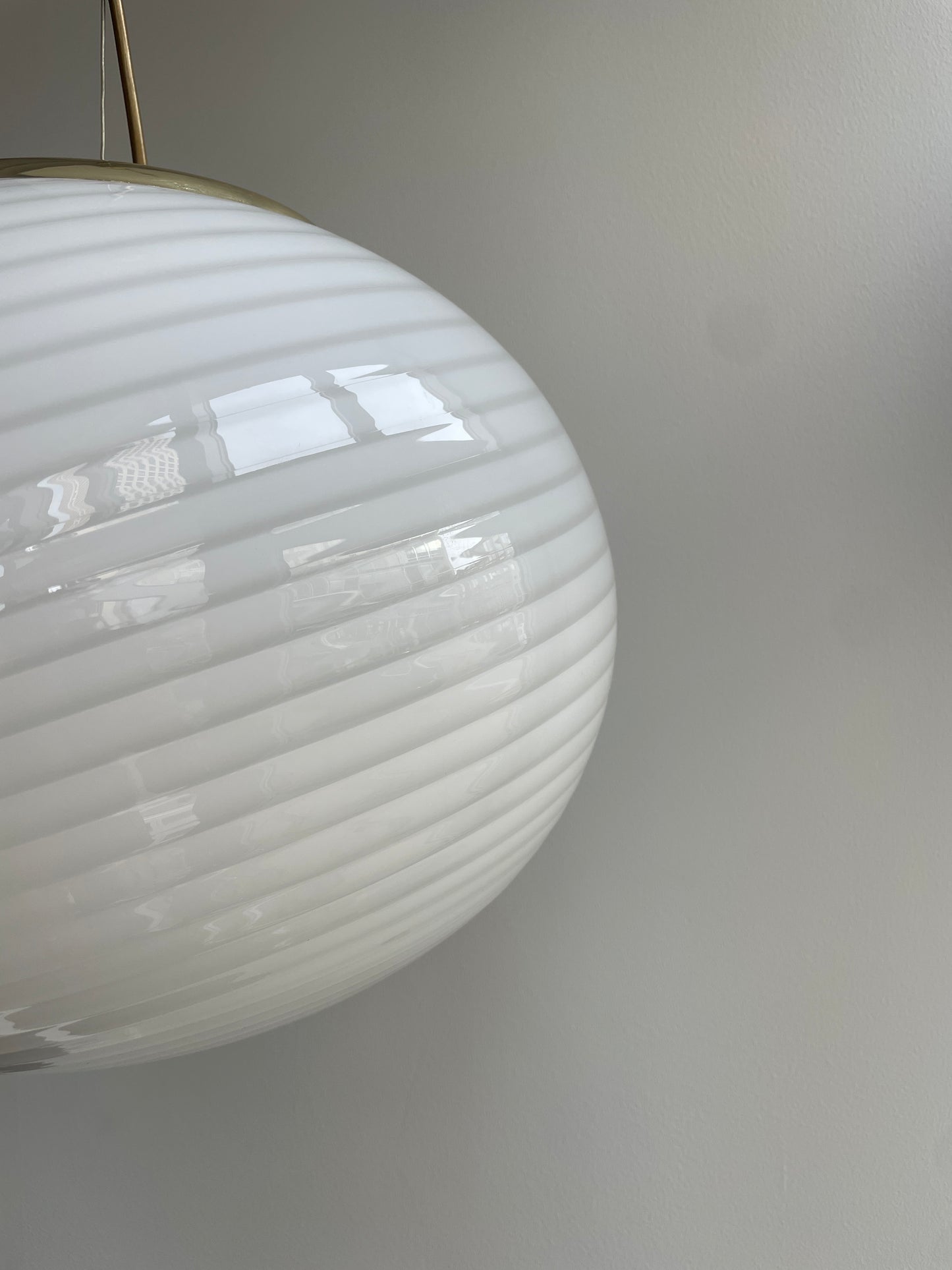 Vintage Murano pendant lamp with white swirl, 40 cm