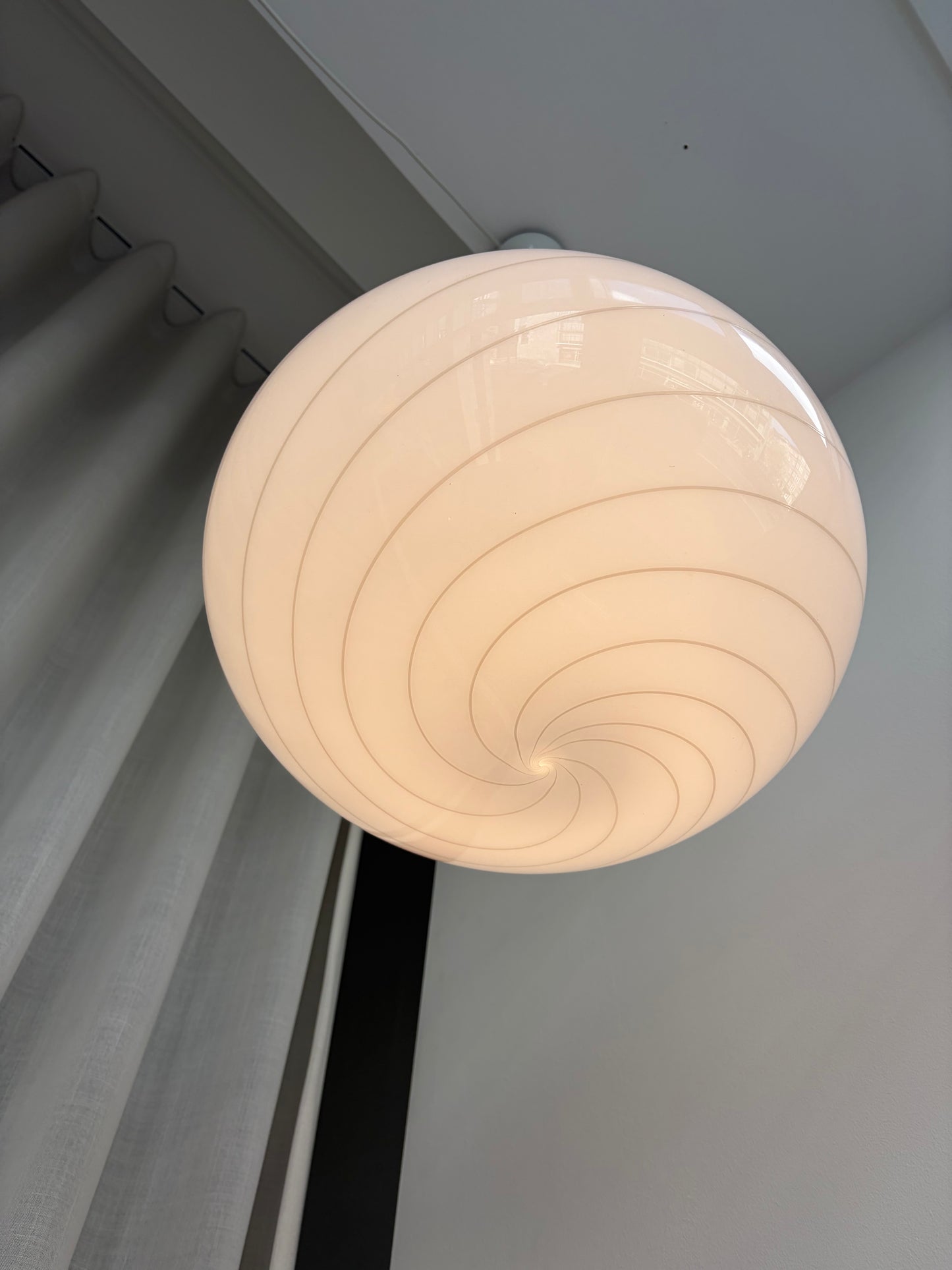Kæmpe vintage Murano pendel m. enkel swirl, 43 cm
