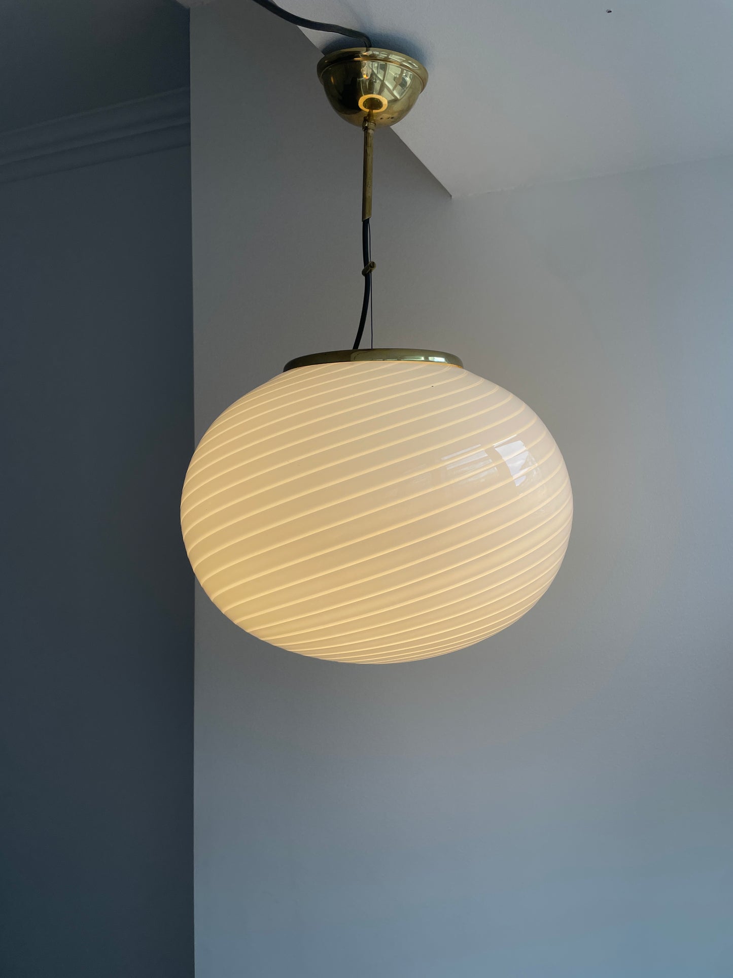 Vintage Murano pendel med hvid swirl, 40 cm