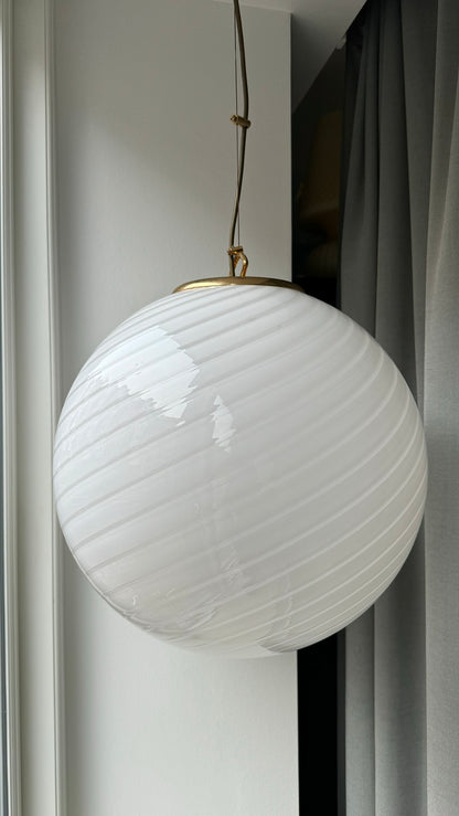 Murano pendant in white swirl, 40cm