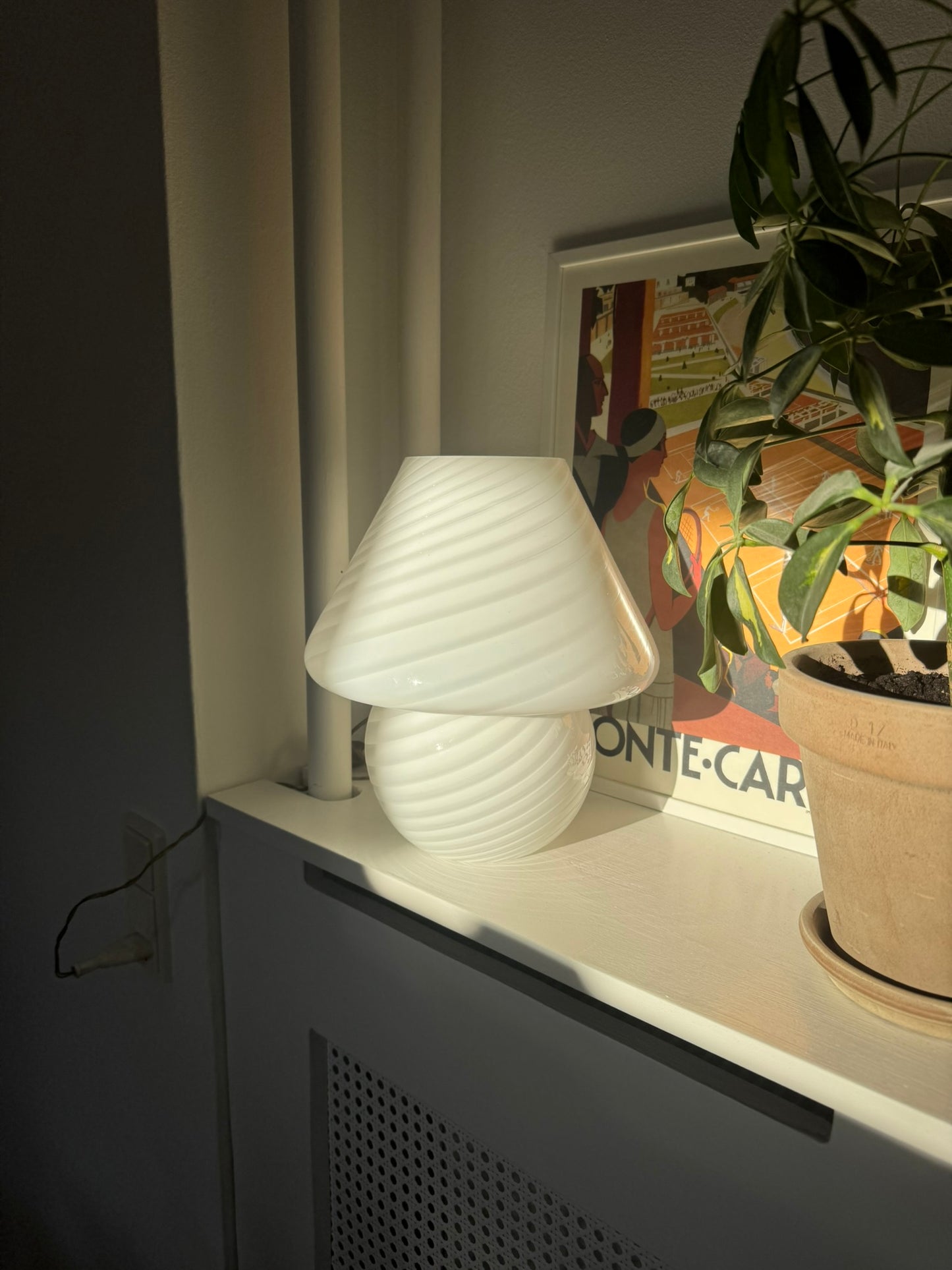 Vintage Murano mushroom i klassisk hvid swirl, 27 cm