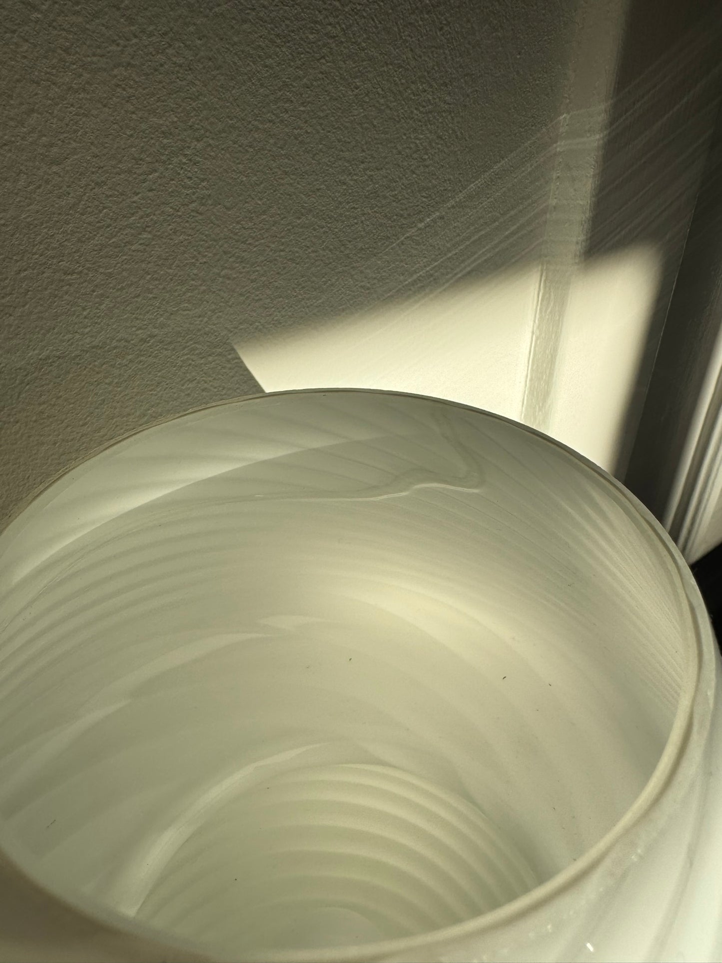 Vintage Murano mushroom i klassisk hvid swirl, 27 cm