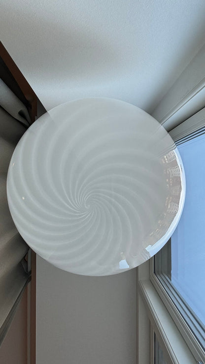 Murano oval pendant with white classic swirl, 40 cm