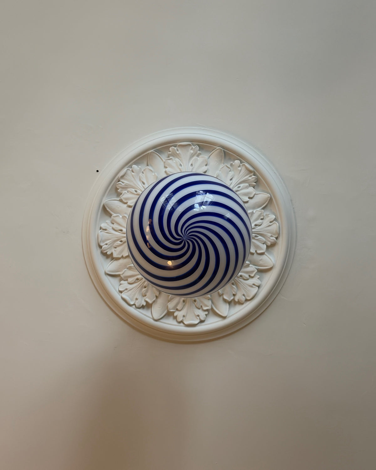 Blå swirl Murano pendel, 30 cm