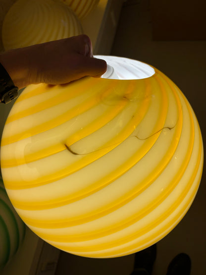 Rav/mørkegul Murano swirl pendel, 40 cm - 2. sortering