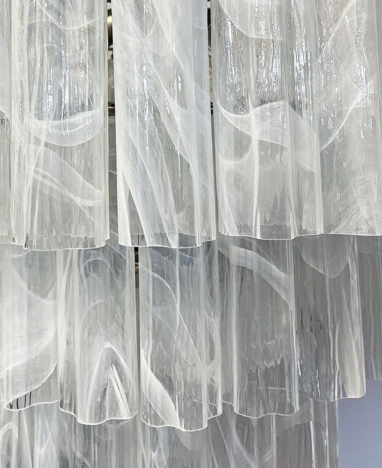 Murano chandelier | Tuber | 48 glasses | White alabaster glass