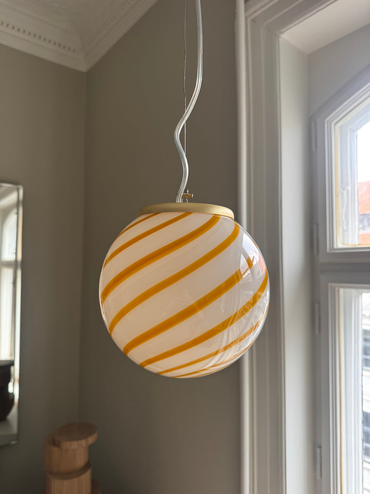 Gul swirl candy Murano pendel, 20 cm